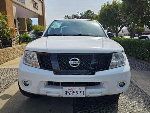 2018 Nissan Frontier SV