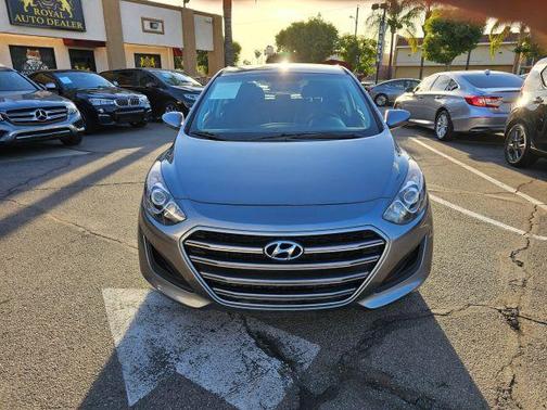 2016 Hyundai Elantra GT Base