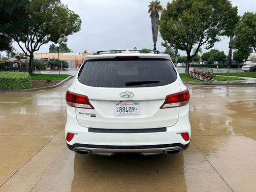 2019 Hyundai Santa Fe XL SE