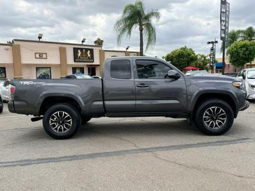 2023 Toyota Tacoma TRD Sport