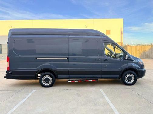 2019 Ford Transit-250 Base