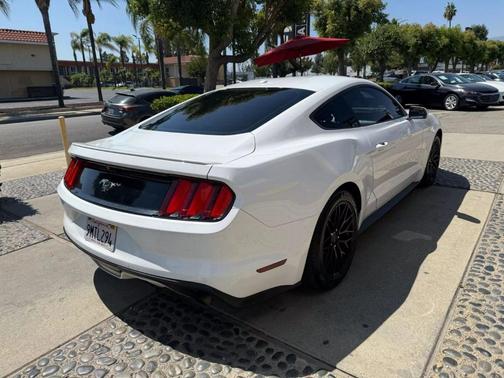 2017 Ford Mustang EcoBoost Premium