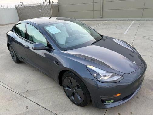2022 Tesla Model 3 Base