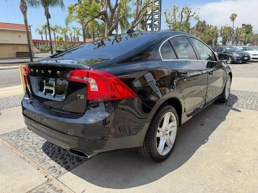2015 Volvo S60 T5 Premier Plus