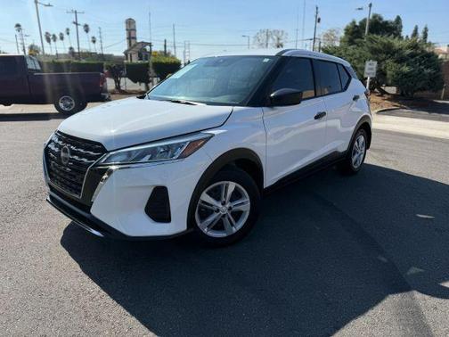 2024 Nissan Kicks S