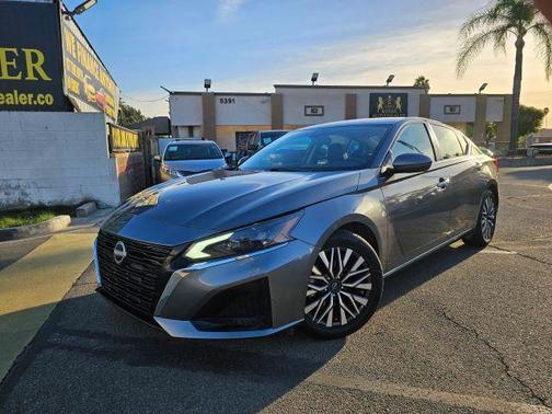 2023 Nissan Altima 2.5 SV