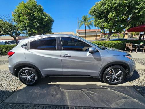 2021 Honda HR-V EX