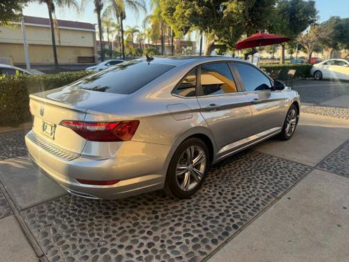 2021 Volkswagen Jetta 1.4T R-Line