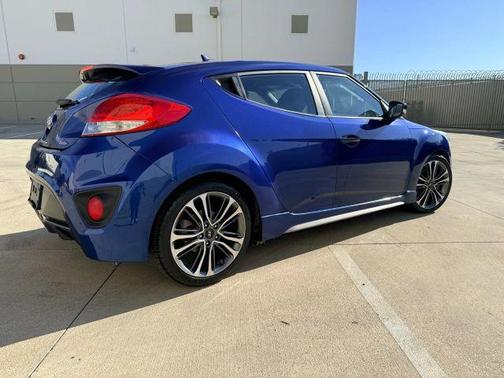 2016 Hyundai Veloster Turbo