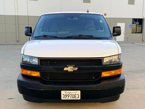Summit White 2021 Chevrolet Express 2500 Work Van