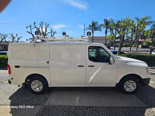 2016 Nissan NV Cargo NV2500 HD SV V6/SV V8