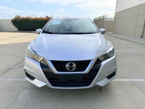2021 Nissan Versa 1.6 SV