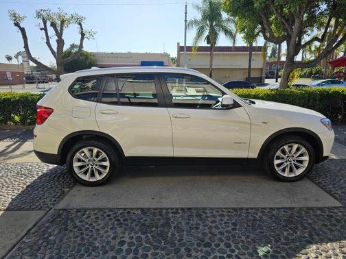White 2017 BMW X3 sDrive28i