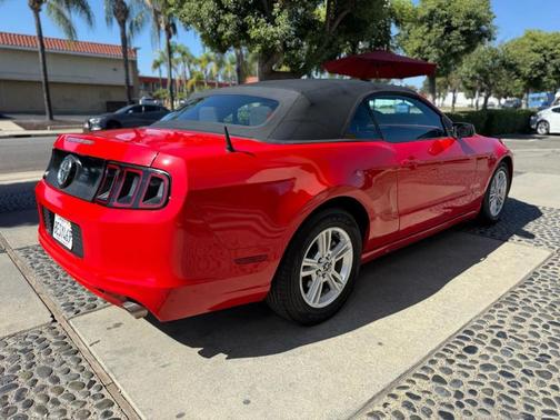 2013 Ford Mustang V6
