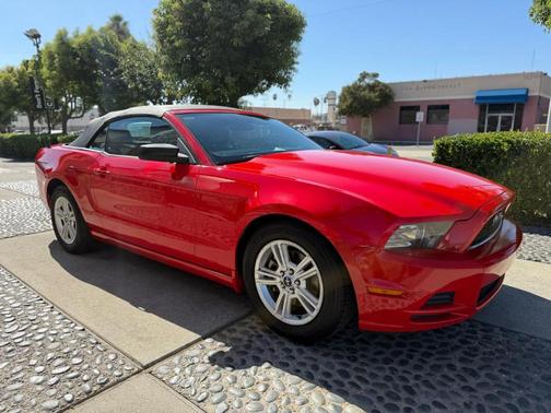 2013 Ford Mustang V6