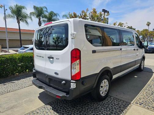2017 Ford Transit-350 XLT