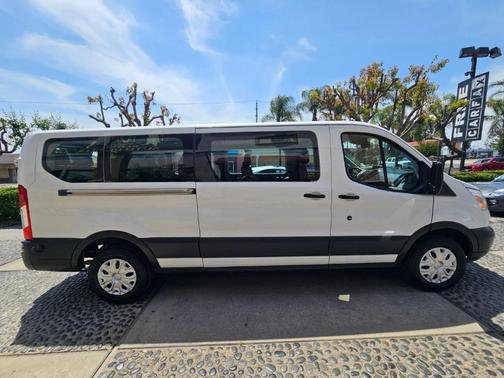 2017 Ford Transit-350 XLT