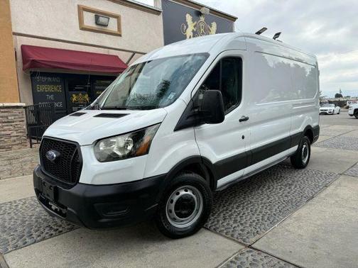 2023 Ford Transit-250 