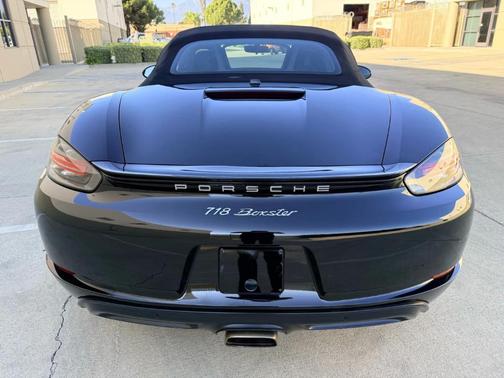 2018 Porsche 718 Boxster Base