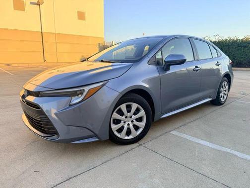 2024 Toyota Corolla Hybrid LE