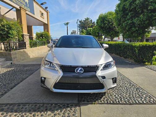 Silver Lining Metallic 2015 Lexus CT 200h Base