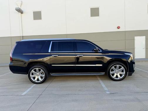 2015 Cadillac Escalade ESV Luxury