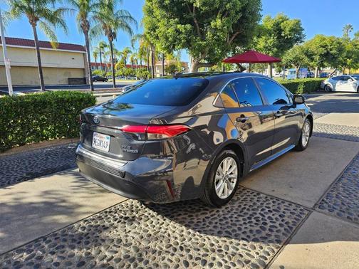 2023 Toyota Corolla Hybrid XLE