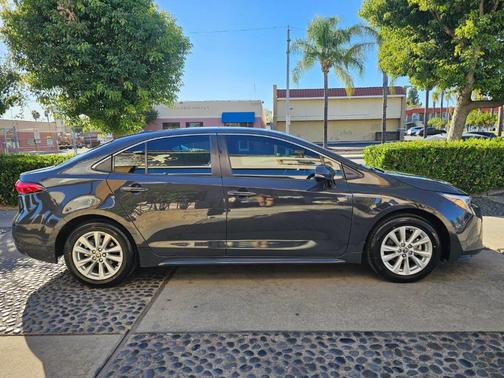 2023 Toyota Corolla Hybrid XLE