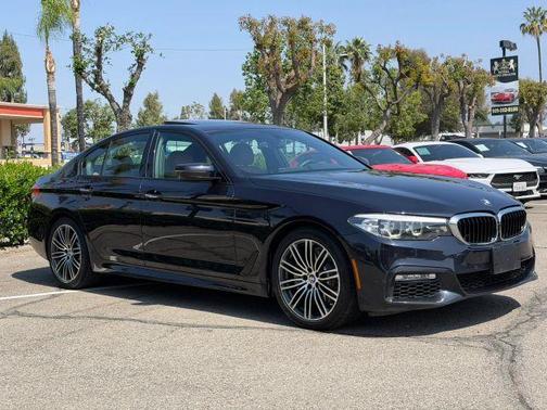 Carbon Black Metallic 2018 BMW 530 i xDrive