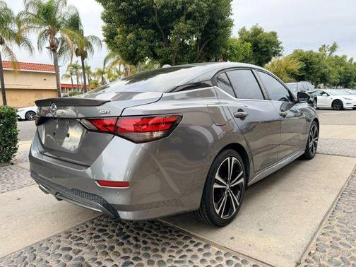 2020 Nissan Sentra SR