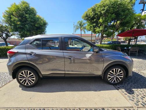 2021 Nissan Kicks SV
