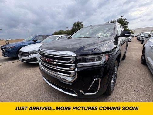 2023 GMC Acadia AWD SLT