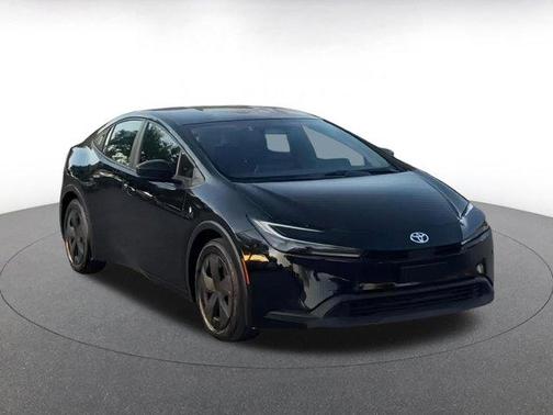 2025 Toyota Prius LE