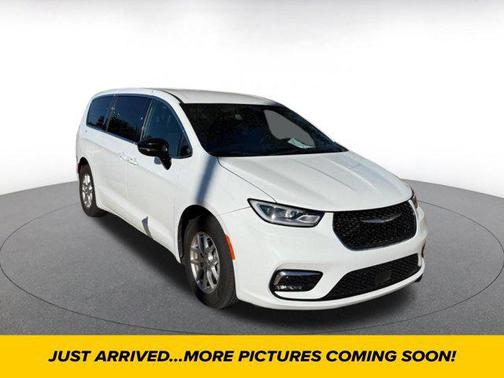 2025 Chrysler Pacifica L