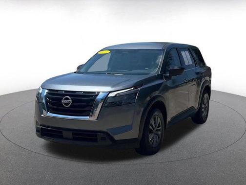 2024 Nissan Pathfinder S FWD