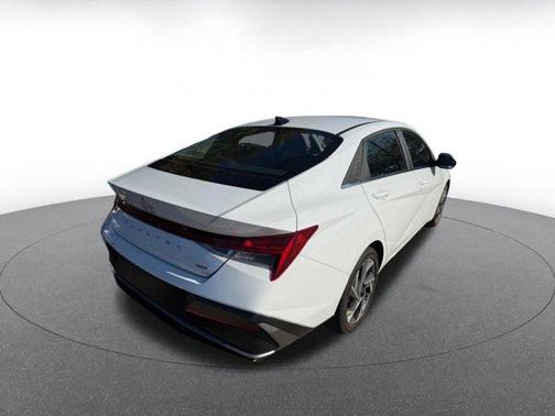 2025 Hyundai ELANTRA HEV Limited