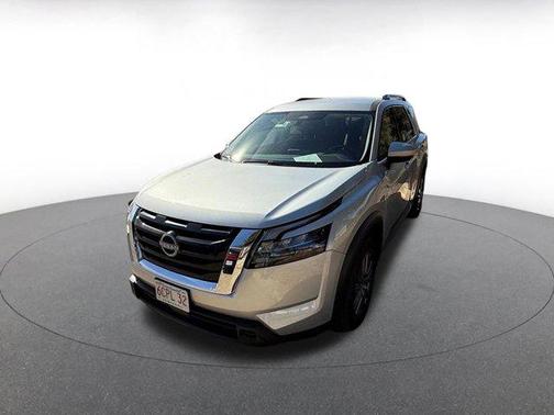 2025 Nissan Pathfinder SV 4WD