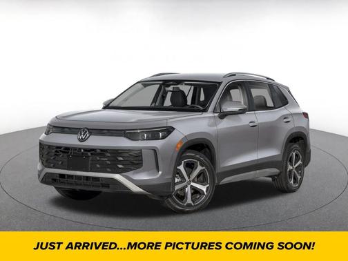 Pyrite Silver Metallic 2026 Volkswagen Tiguan 2.0T SE
