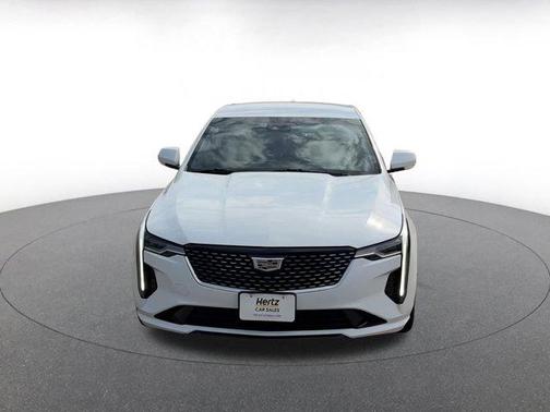 2024 Cadillac CT4 Luxury