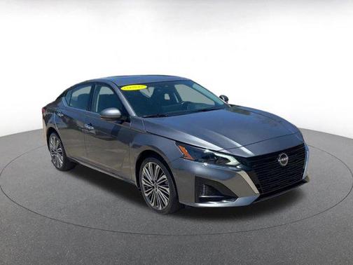 2024 Nissan Altima 2.5 SL
