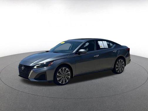 2024 Nissan Altima 2.5 SL