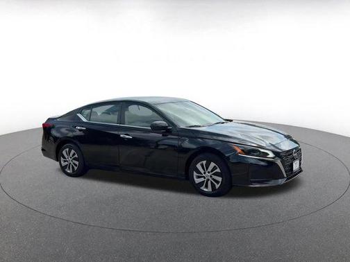 2024 Nissan Altima S FWD