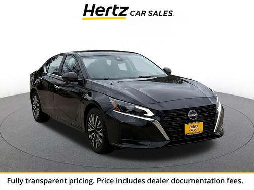 Super Black 2025 Nissan Altima SV FWD
