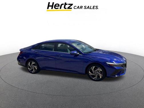 2025 Hyundai ELANTRA SEL
