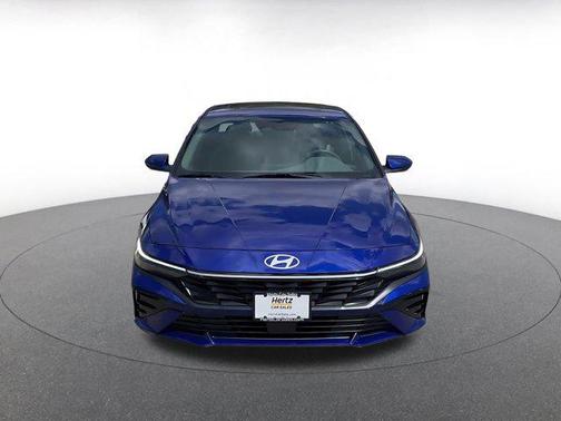 2025 Hyundai ELANTRA SEL