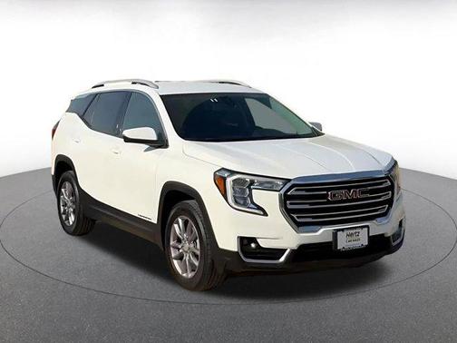 Summit White 2024 GMC Terrain SLT