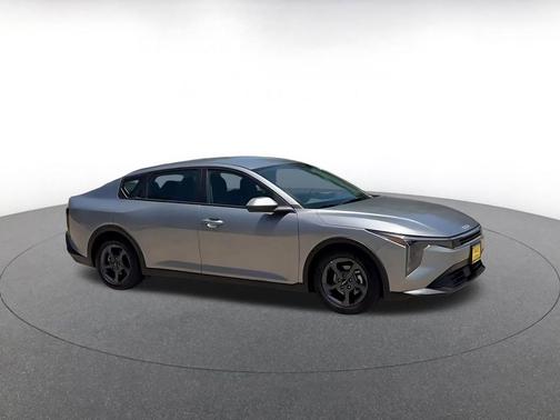 Steel Gray 2025 Kia K4 LXS