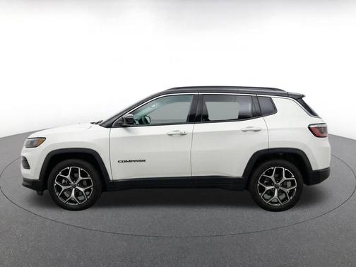 Bright White Clearcoat 2025 Jeep Compass Limited