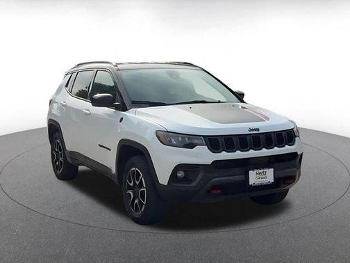 Bright White Clearcoat 2025 Jeep Compass Trailhawk