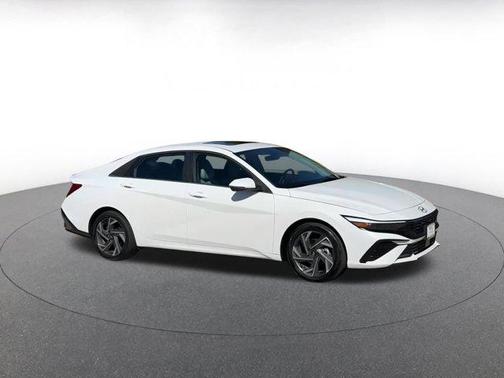 2025 Hyundai ELANTRA HEV Limited